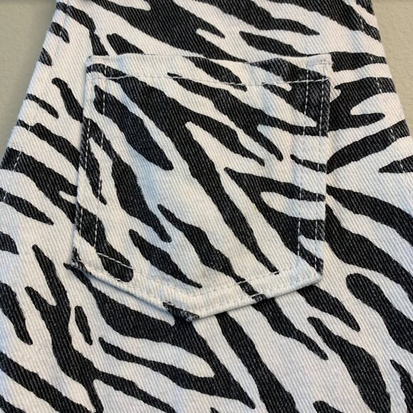 SEED HERITAGE Zebra Print Shortalls Girls 4 4T Denim Spring Shorts Overalls Kids - Picture 5 of 9